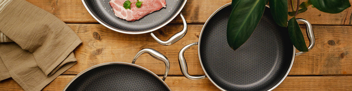 030202|Frying Pans