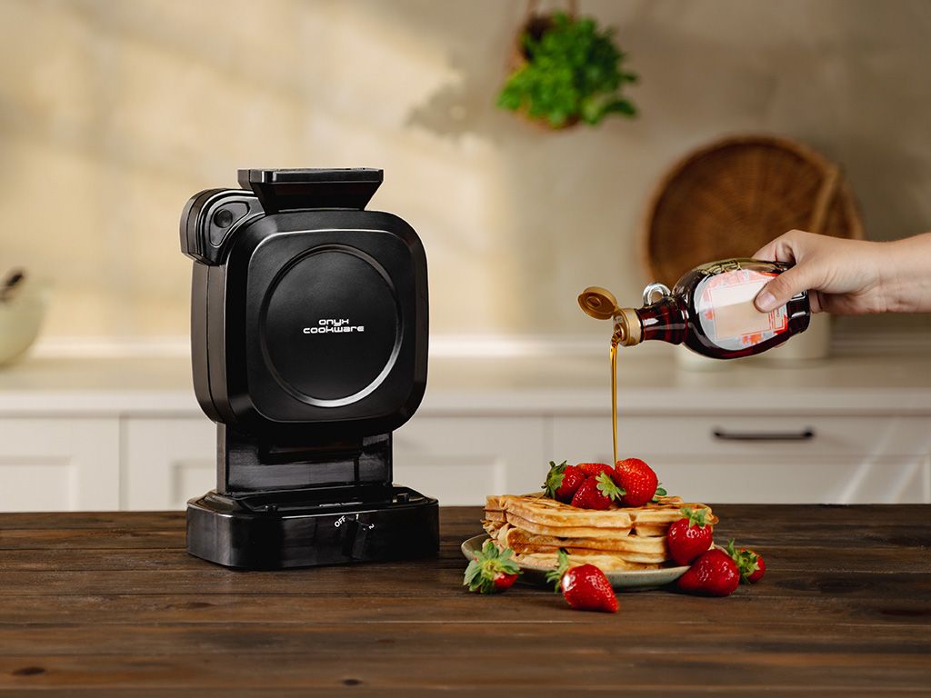 VERTICAL WAFFLE MAKER - 2