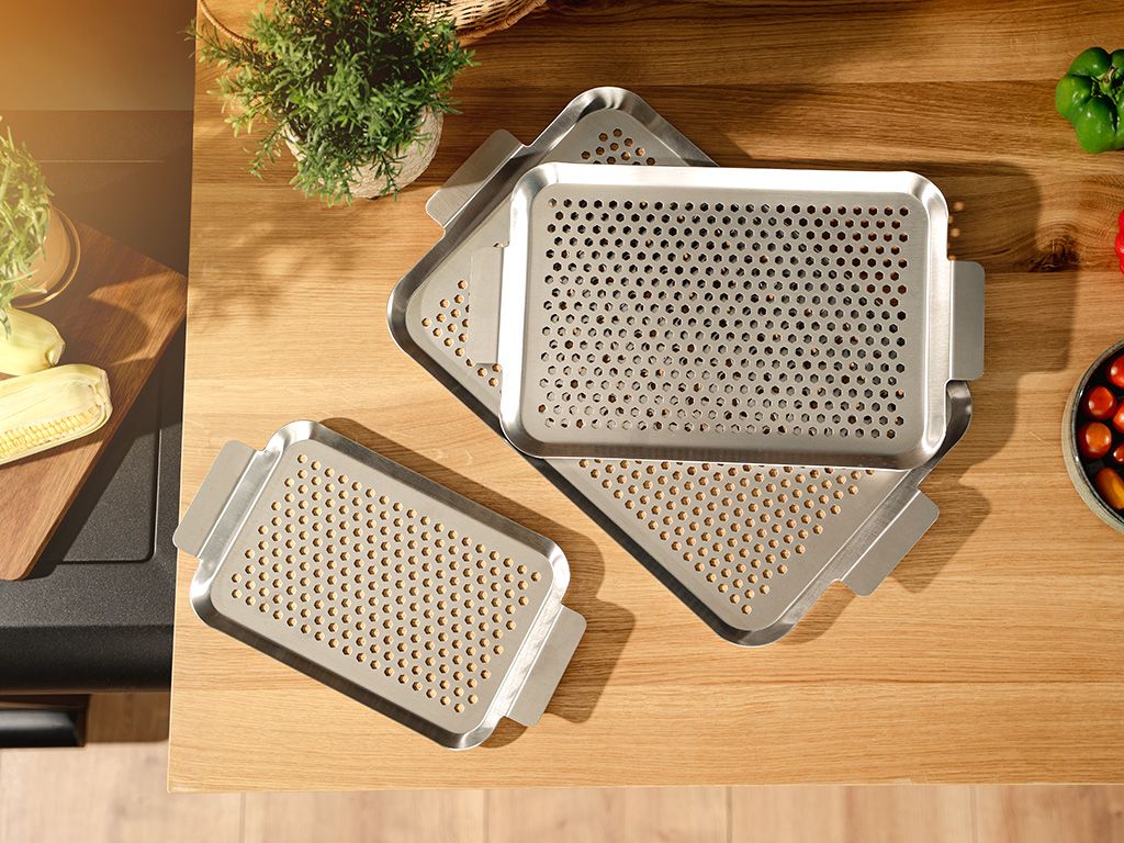 STAINLESS STEEL BBQ TRAY 43×25 CM - 3