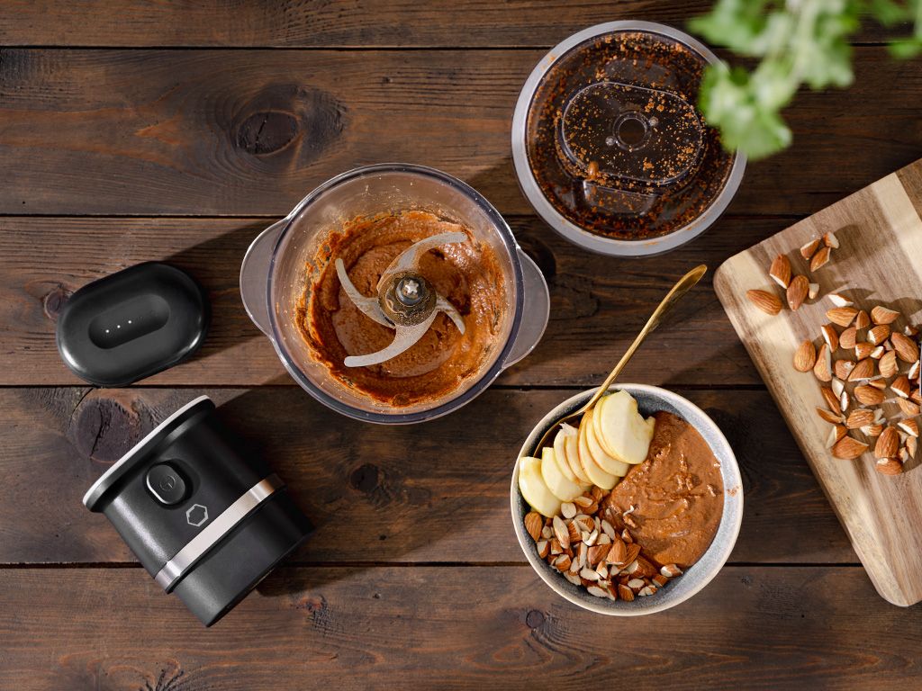 CORDLESS MINI CHOPPER WITH DETACHABLE BATTERY PACK - 5