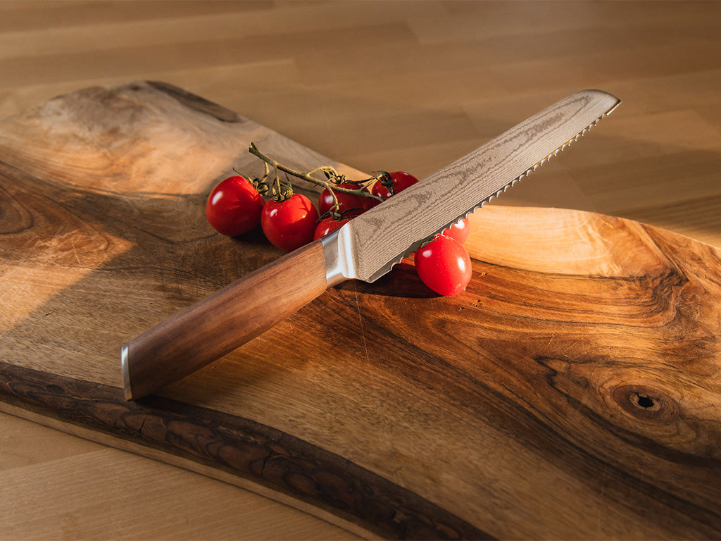 Damascus bread knife 20 cm