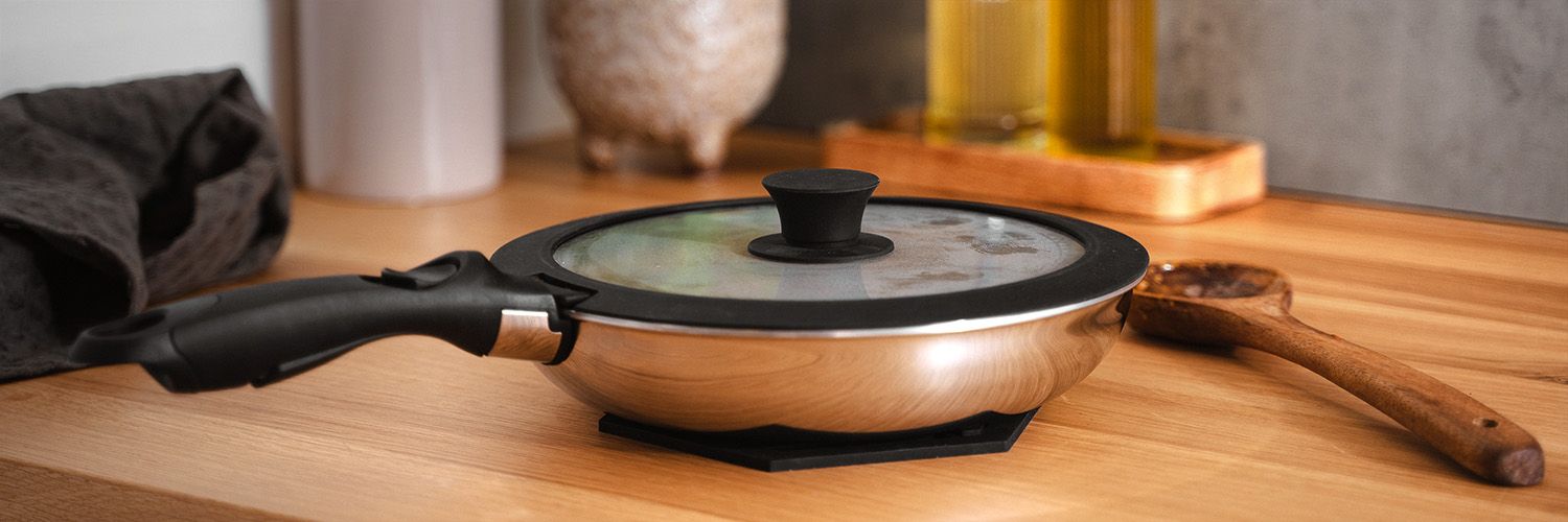 HANDLELESS GLASS LID – 24CM