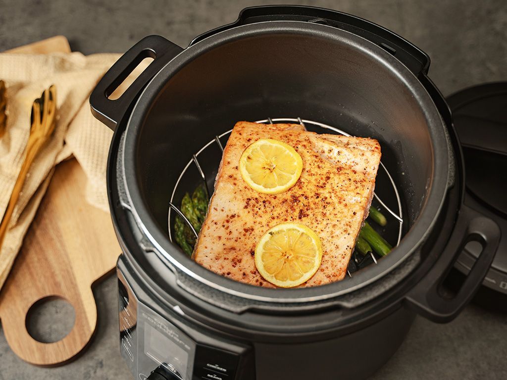 11-IN-1 MULTI-COOKER - 6
