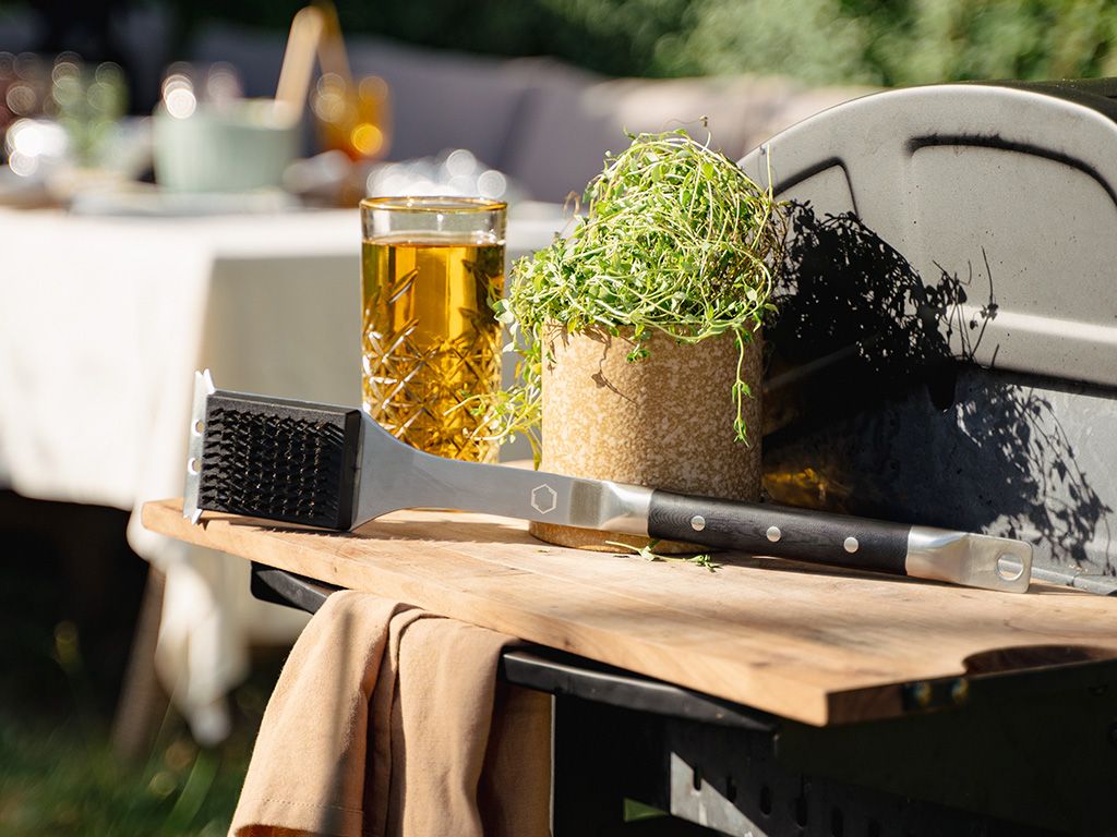 STAINLESS STEEL BBQ CLEANING BRUSH - 2