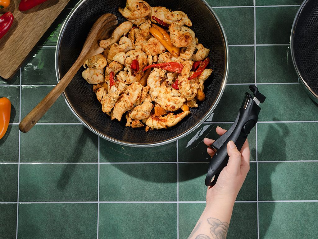 WOK WITH DETACHABLE HANDLE 30CM SET - 2