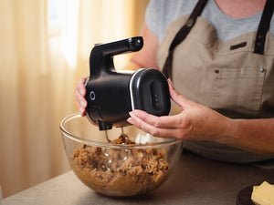CORDLESS HAND MIXER WITH BATTERY PACK - 7