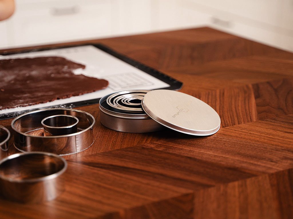 STAINLESS STEEL COOKIE CUTTER SET - 3