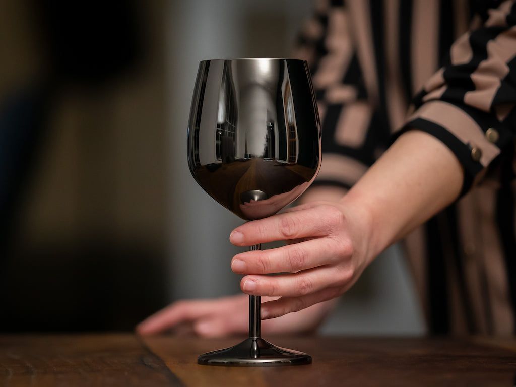 STAINLESS STEEL WINE GLASS SET 4-PC - 8