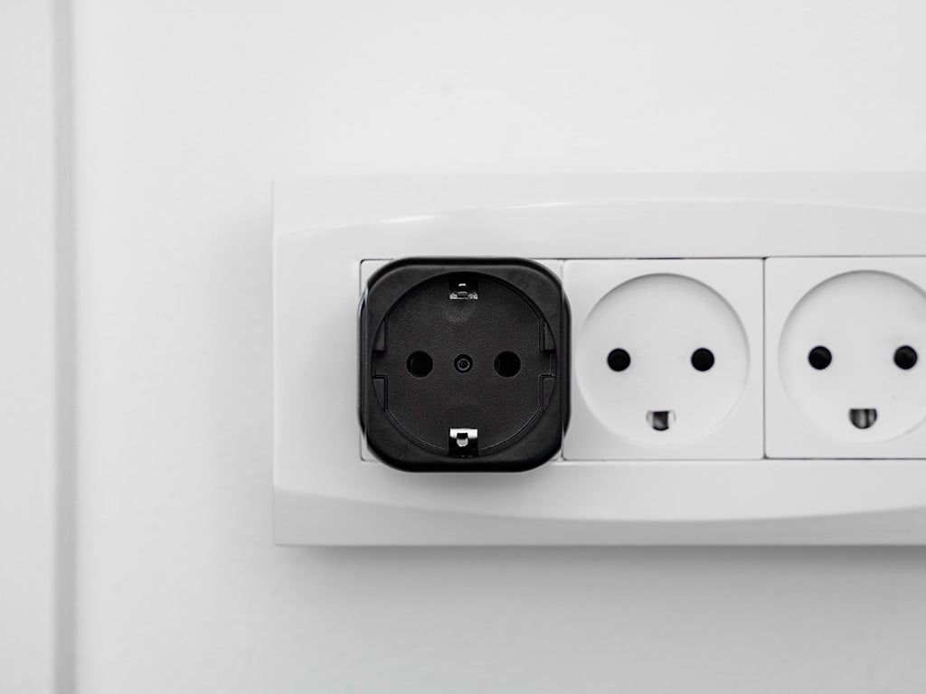 SCHUKO ADAPTER - 3